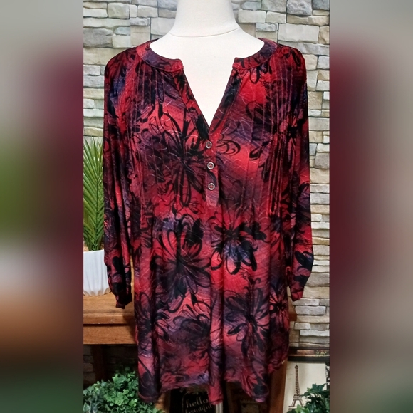 NOTATIONS Floral Embossed Pleated Blouse 2X - Picture 1 of 5